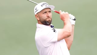 Jon Rahm se la pega en el Masters de Augusta a las primeras de cambio
