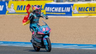 Máximo Quiles no hace prisioneros en Jerez y aumenta su renta en Moto3
