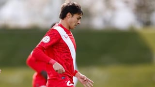 Pasó por el Betis, pero reivindica sus colores en un emotivo adiós a Nervión: "Antes de vestir esta camiseta ya era sevillista" 