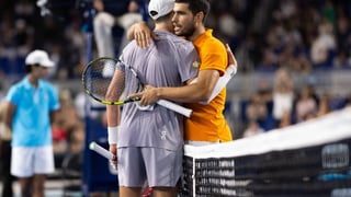 Carlos Alcaraz debuta en Miami ante la amenaza emergente de Fonseca