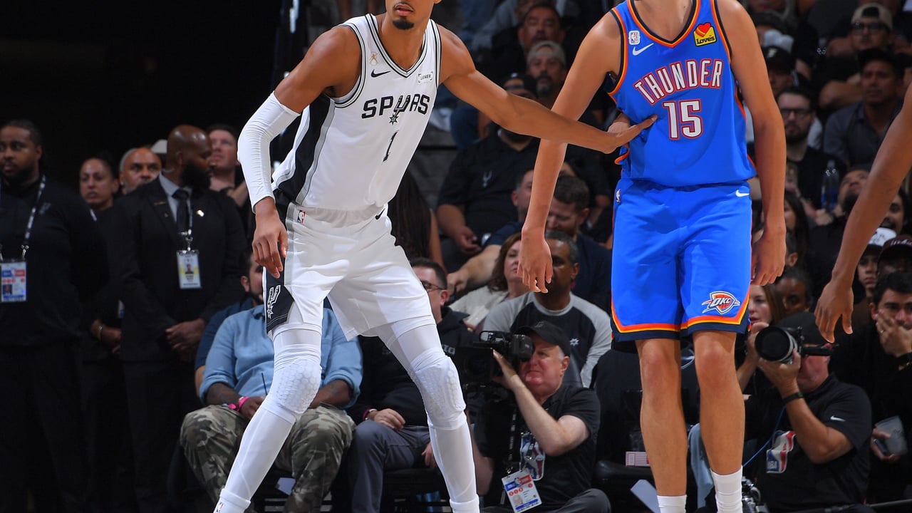 Aday Mara se luce en la NBA y hace sombra a Wembanyama y al debut de LeBron James con Philadelphia