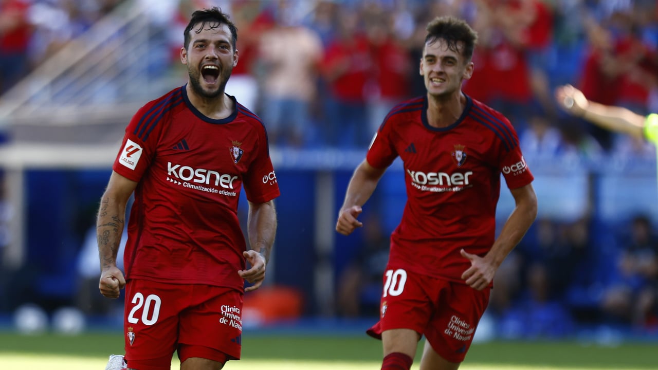 Alavés - Osasuna (0-2): la pegada y Sergio Herrera despiertan a los rojillos de su letargo