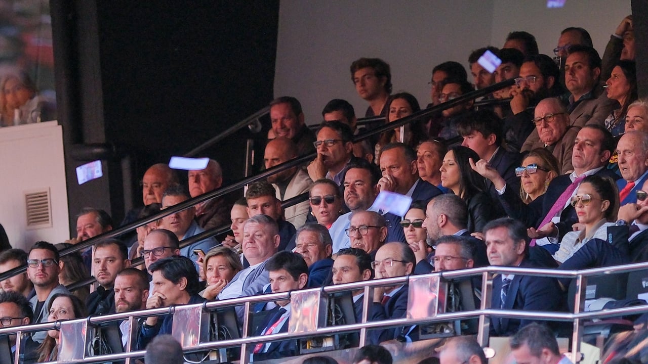 LaLiga echa un cable al Sevilla, con el fantasma de la causa de disolución