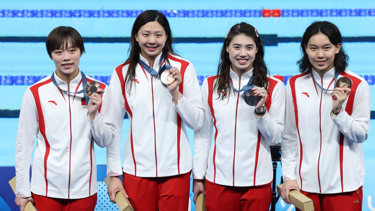 La natación china en París: 12 medallas y una mancha para siempre