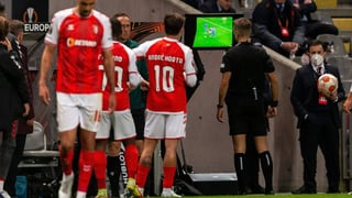 Betis - Braga: Davide Massa, un árbitro veterano con precedentes peligrosos