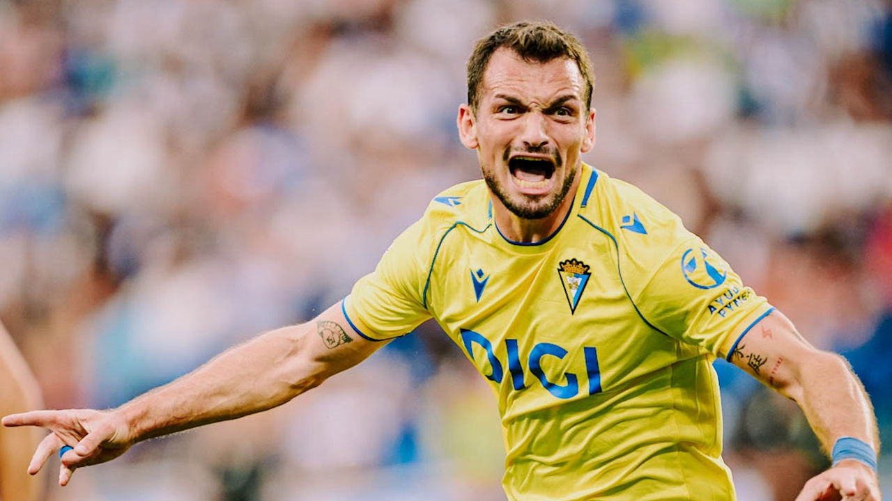 Tabatadze no seguiría mucho tiempo en el Cádiz