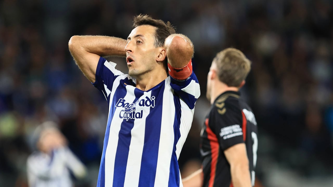 Oyarzabal: "Si llegas a casa y has hecho una mierda de partido, pero te llega tu hijo y te dice que has metido gol y has ganado, te da igual el resto, te olvidas"