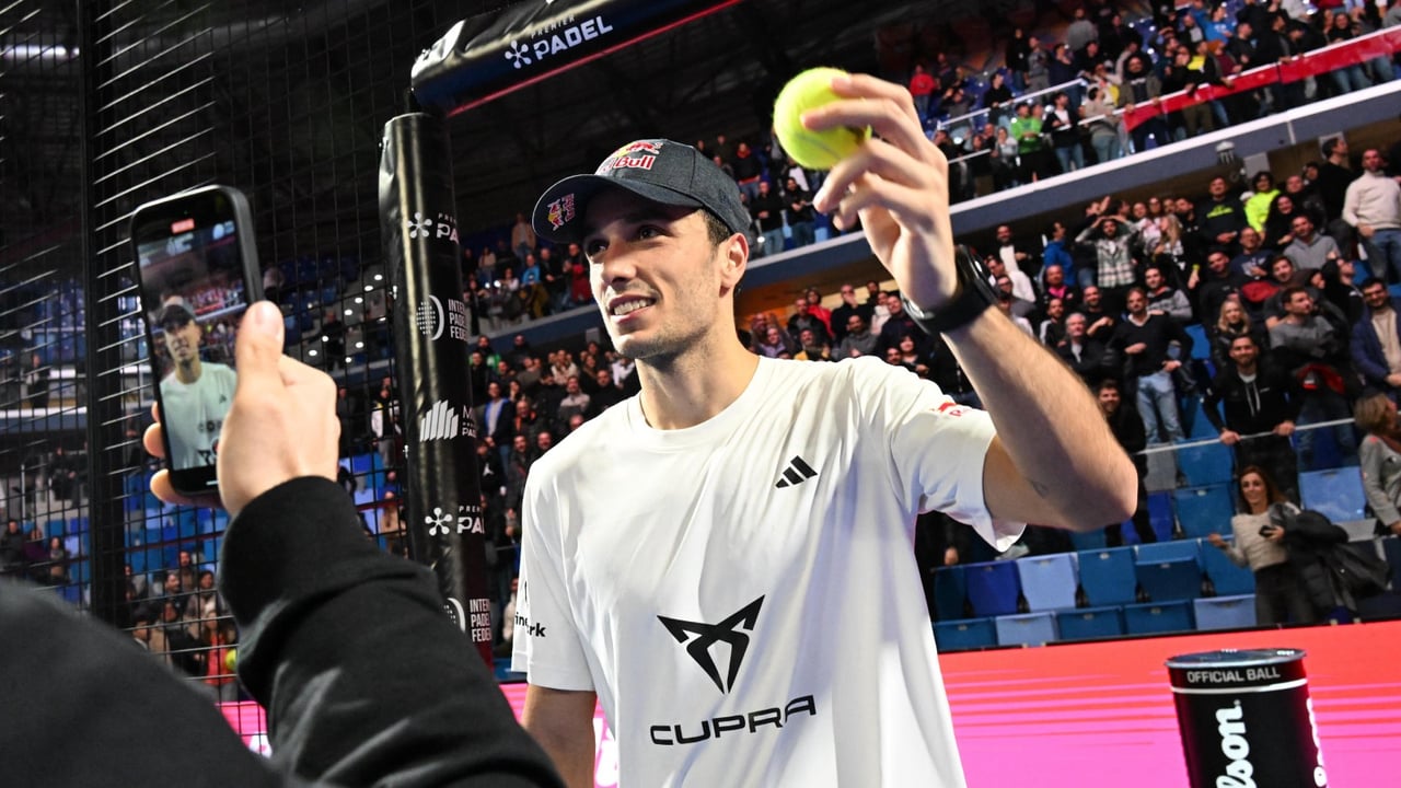 Ale Galán cambia de pareja