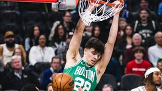 Hugo González destroza a Giannis Antetokounmpo con un doble doble y un mate de concurso