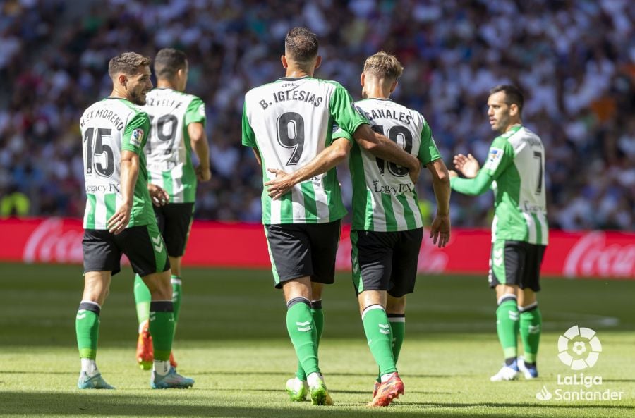 Canales se 'moja' sobre el posible penalti a Borja Iglesias