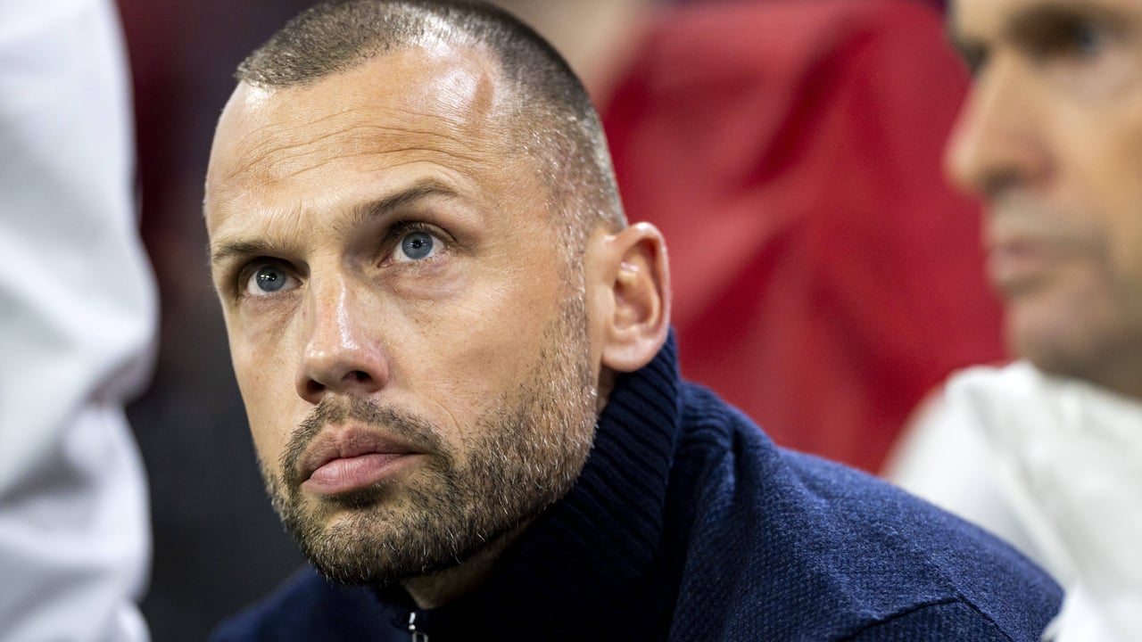 El Ajax se carga a Heitinga