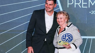 Iker Casillas, 45 años, hijo de guardia civil: "Durante ocho años mi padre cogía el coche y me llevaba desde Móstoles"
