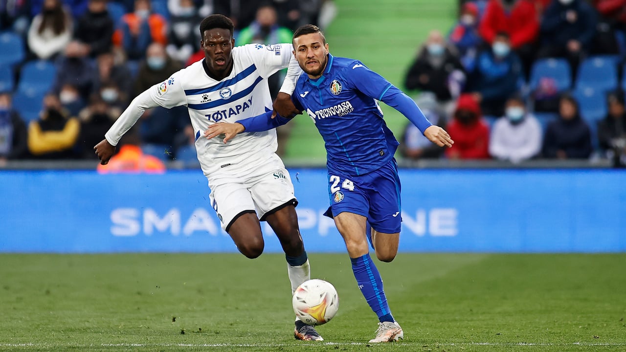 Óscar Rodríguez, sí; Arambarri, no