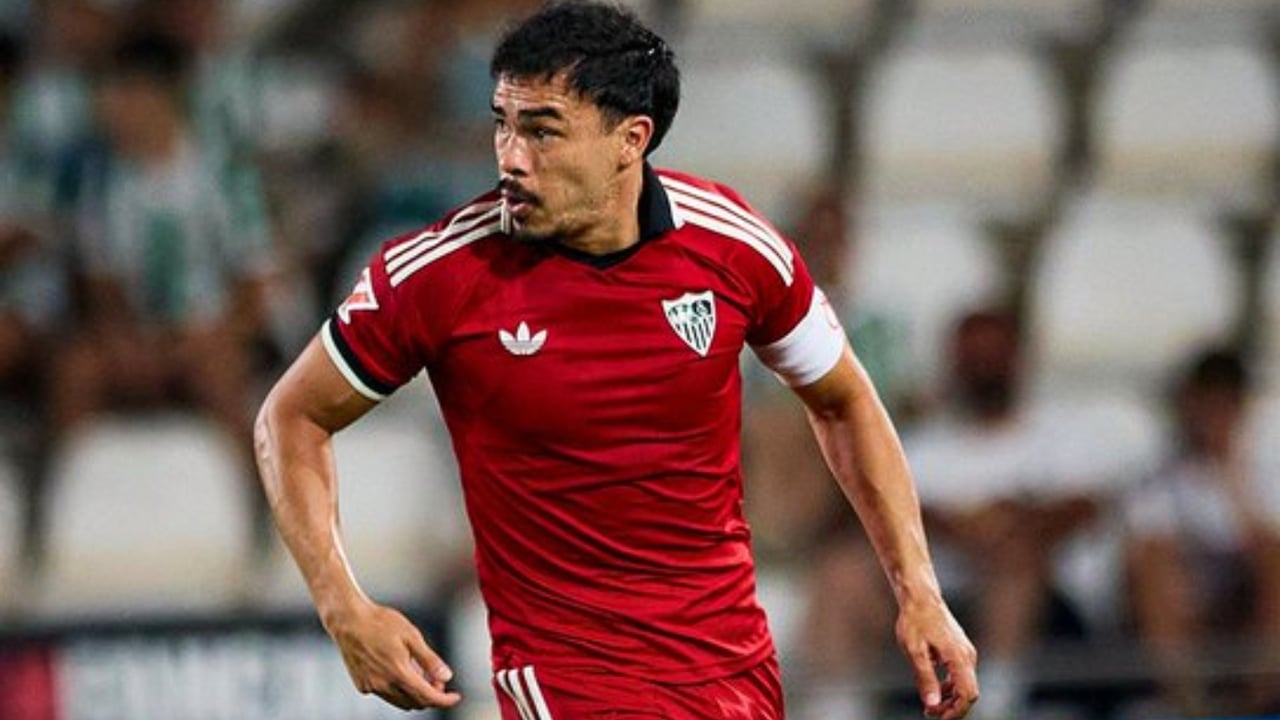 Gabriel Suazo, capitán del Sevilla: el futuro de Oso, la competencia en el lateral zurdo y su relación con Luis García Plaza