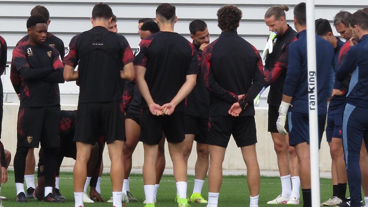 Más malas noticias para Caparrós en el penúltimo entrenamiento del Sevilla