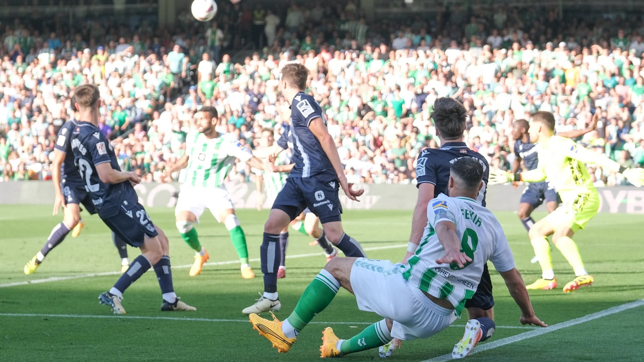 Real Betis 0-2 Real Sociedad: Todo le sale mal, pero salva la Conference