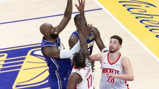 Los Rockets se rebelan y meten a LeBron James en un buen lío