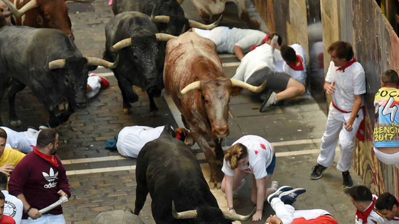 Cuarto Encierro de San Fermín 2023: Horario, dónde ver en TV y online y ganadería