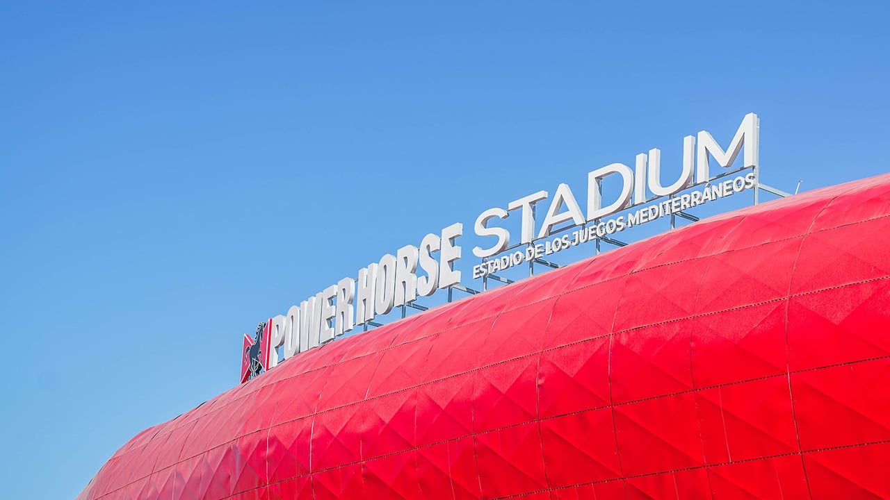 El Almería vuelve a bajar los precios de las entradas