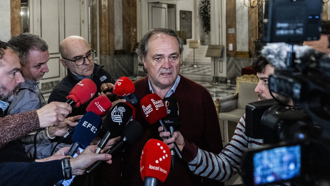 Aperribay habla sobre las posibles salidas de Remiro y Zakharyan