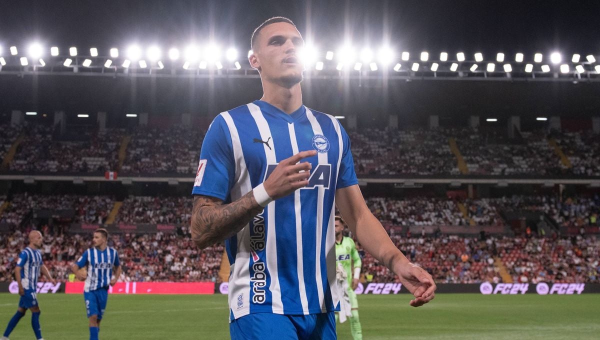 La letra pequeña del contrato de Rafa Marín con el Alavés complica las intenciones del Real Madrid