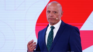 El presidente del Elche actúa con el caso Rafa Mir