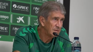 Pellegrini responde rotundo a la polémica de Abde, su renovación en el Betis y cómo encajará a tantos 'jugones': "La política divide, el fútbol une" 