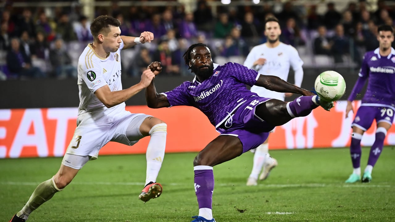 El Deportivo cierra el sustituto de Sergio Escudero