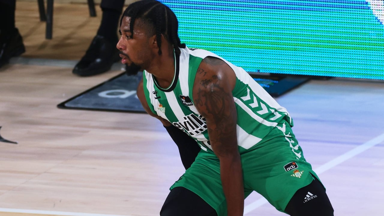 Vuelve Shannon Evans