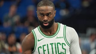 Los Celtics rompen su silencio con Jaylen Brown y le dejan entre la espada y la pared
