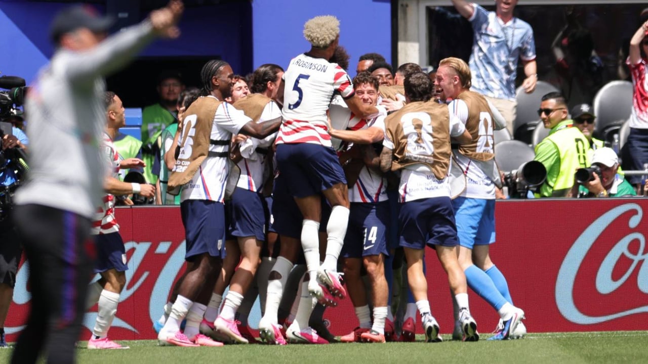 Estados Unidos 2-0 Australia: La USMNT domina y ya son equipo de dieciseisavos