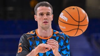 El Valencia Basket rescinde a Xabi López-Arostegui y deja la puerta abierta a Sergio de Larrea y Jaime Pradilla