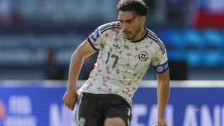 Día aciago para Gabriel Suazo, primer internacional del Sevilla en volver: sobrecargado de minutos y goleado por Nueva Zelanda  