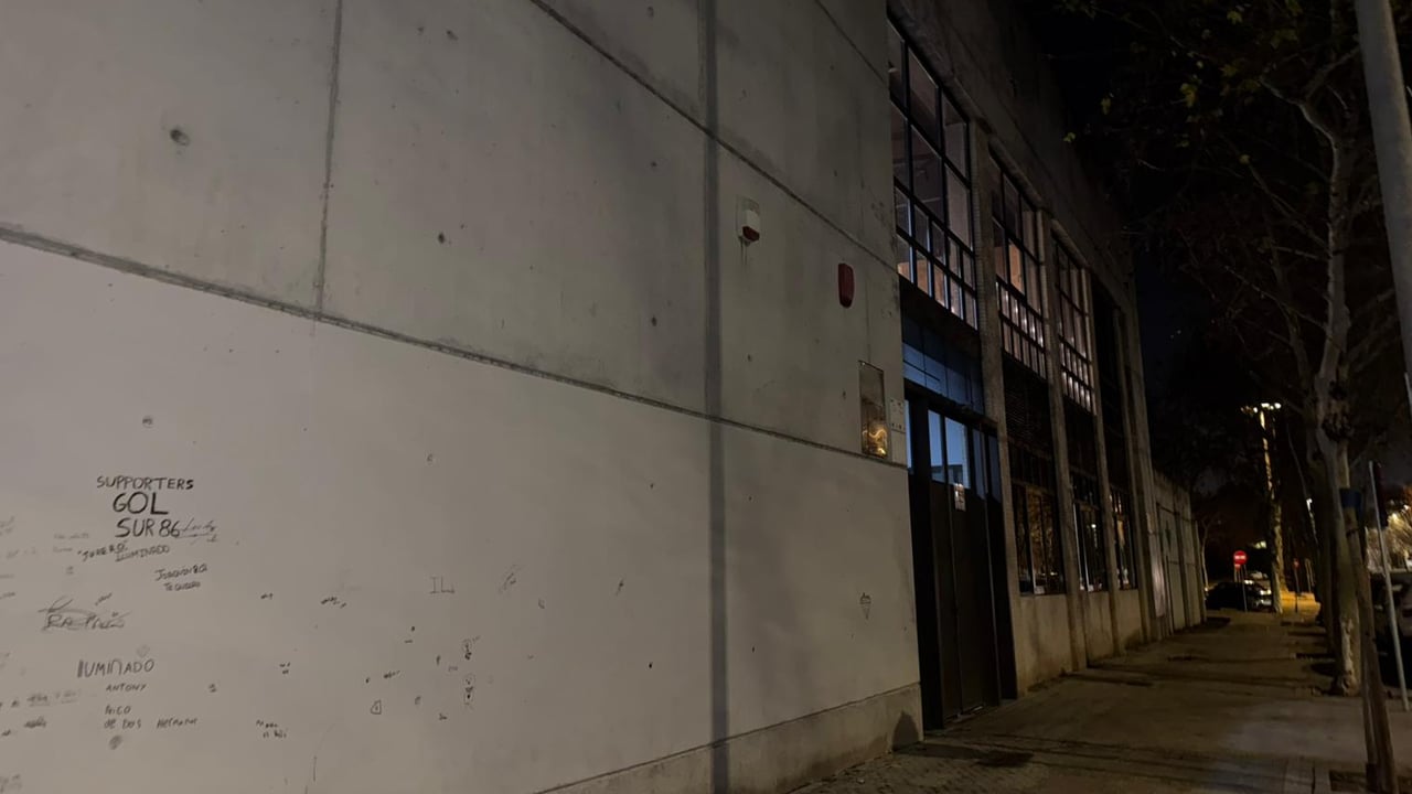 Siete ventanas seguidas y diez fichajes sobre la bocina en Heliópolis: otro año abonado al riesgo por necesidad