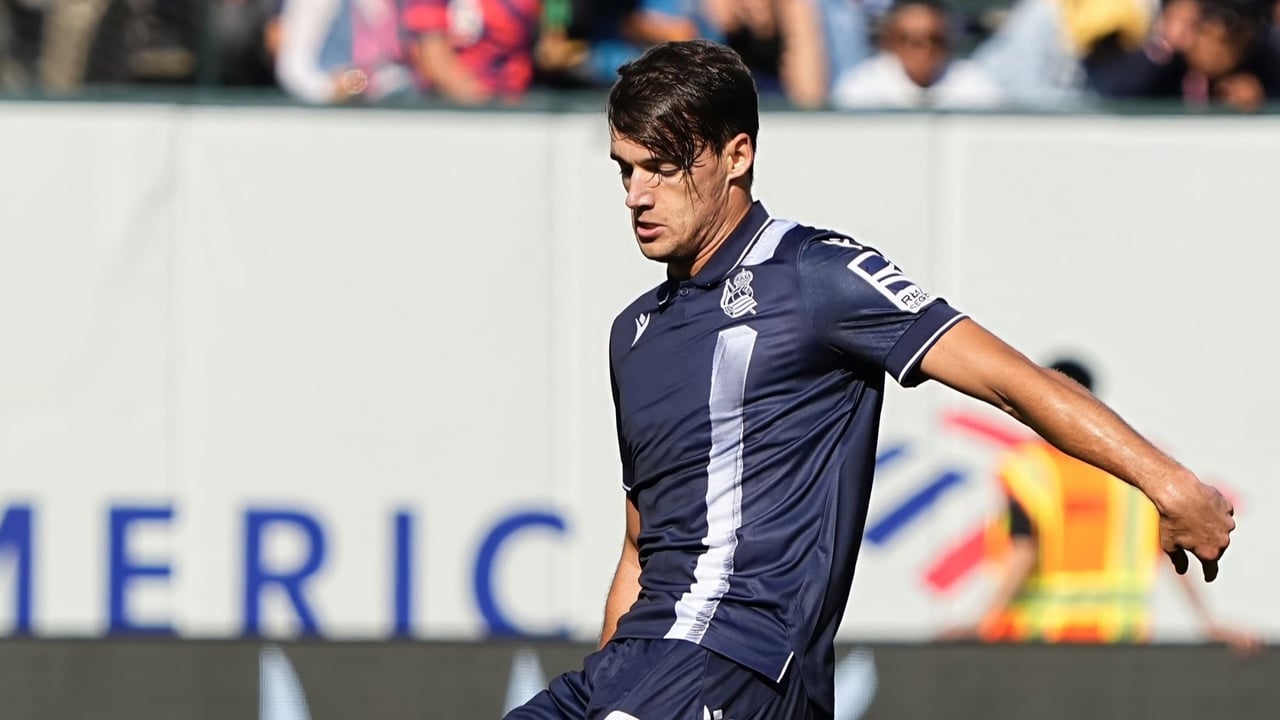 La Real Sociedad le enseña la puerta de salida