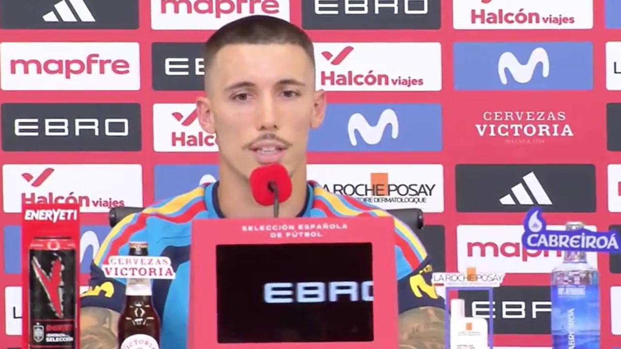 Grimaldo desvela la conversación con Simeone y habla del futuro de Julián Álvarez