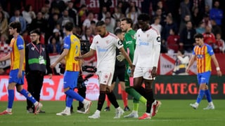 El vestuario coincide: "Regalamos los goles; hay que echarle más huevos"