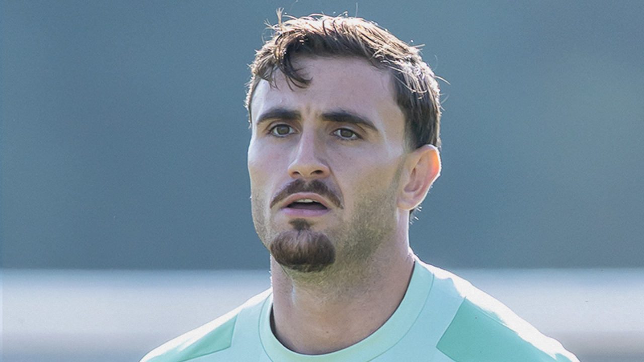 Dardo de Álex Forés al Villarreal: "Quiero estár donde me quieran"