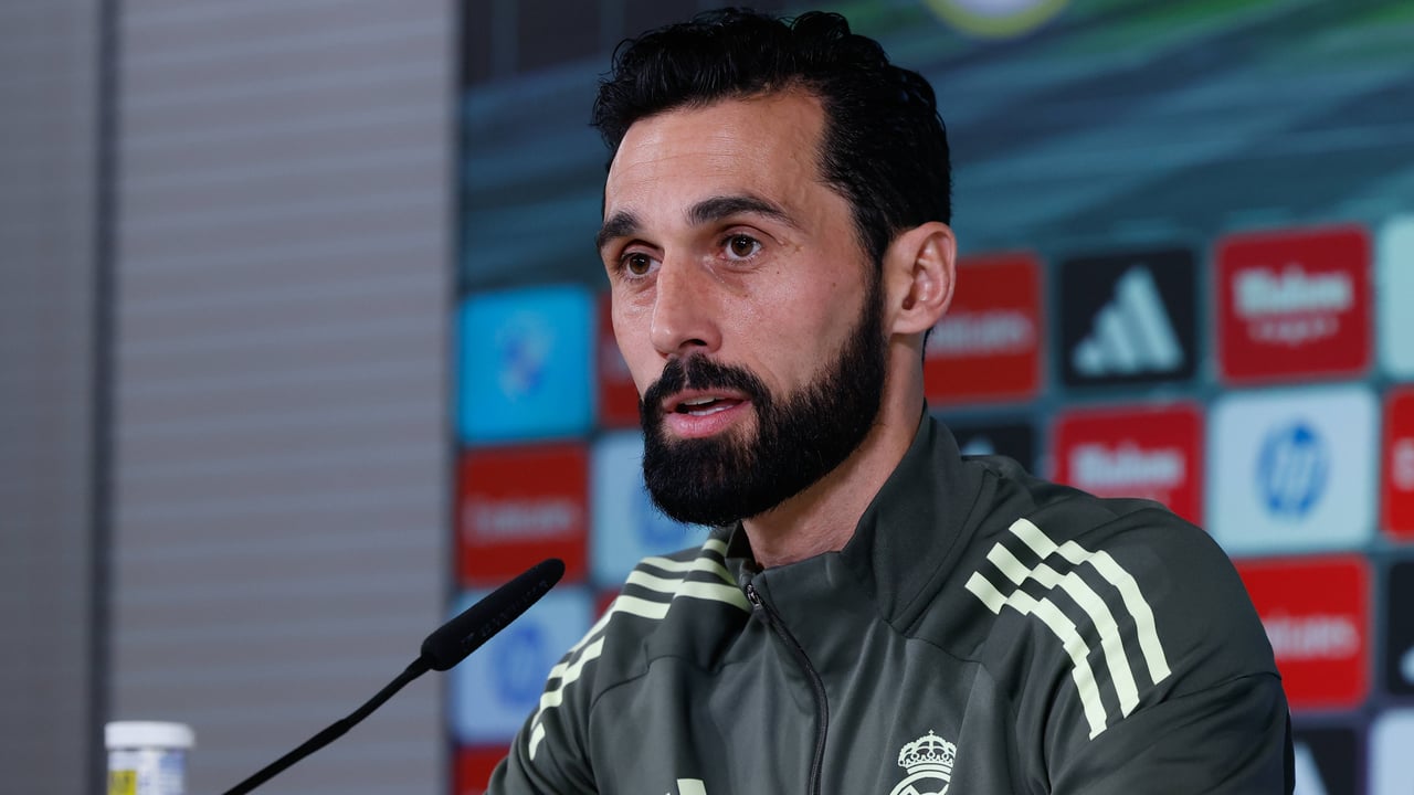 Arbeloa lanza un mensaje a la UEFA en apoyo a Vinicius: "Tenemos hoy una oportunidad muy buena para marcar un antes y un después"