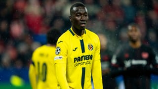 El Manchester United prepara una ofensiva por Pape Gueye en verano