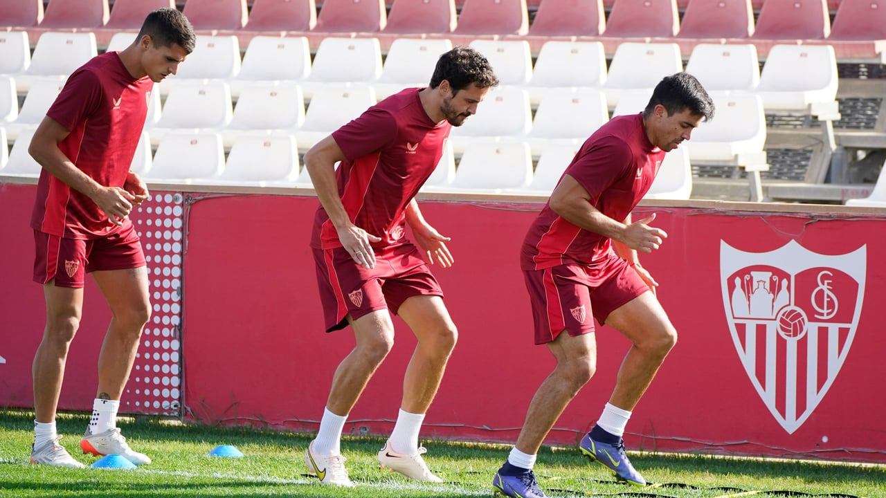 Sesión para recuperar piernas y rumbo a Dortmund