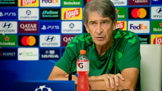 Pellegrini lamenta el estado de La Cartuja y analiza las rotaciones en el Betis: "Sin duda, Parrott es mejor que Cucho para recibir al Feyenoord..."  