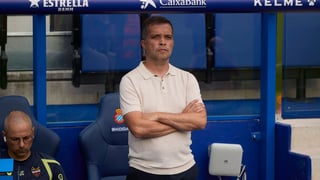 Luis Castro responde a las críticas: "El único partido que no hemos estado a la altura ha sido el primero"