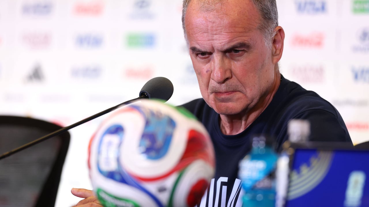 Bielsa se rinde al juego de España: "Tienen jugadores para los próximos 15 años, es admirable"