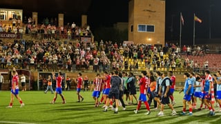 El Navalcarnero prepara con mimo la cita ante el Betis: guiños, camiseta especial, posible traslado...