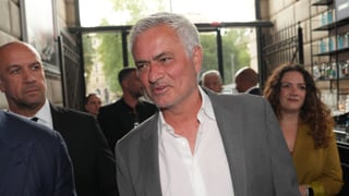 El Real Madrid hace oficial el fichaje de José Mourinho