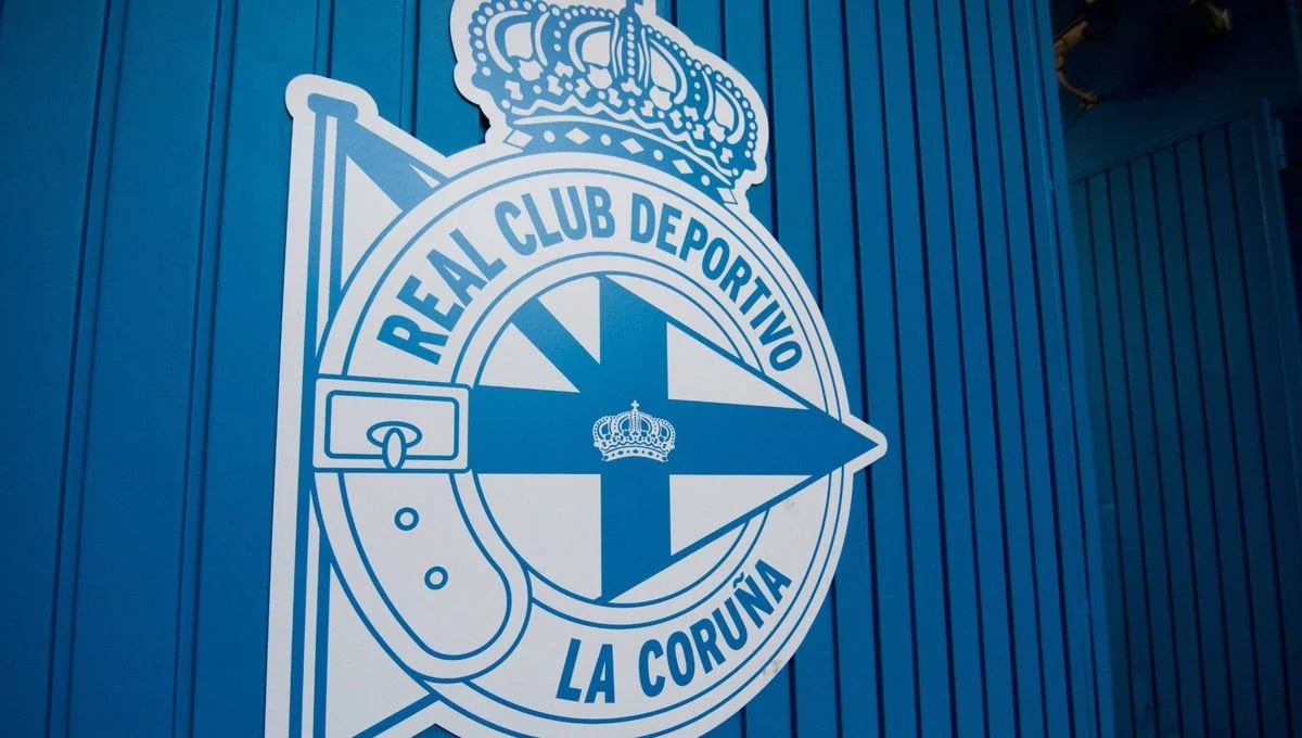 Escudo del Deportivo de La Coruña: historia, significado, heráldica y evolución del emblema de los deportivistas