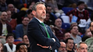 Ibon Navarro se rinde a Ricky Rubio: "Los partidos contra ellos, cuando él juega, son diferentes"