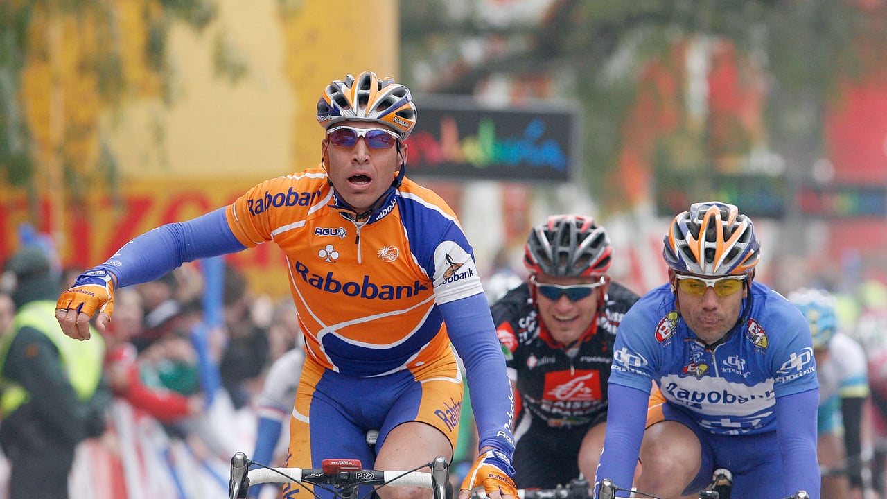 Óscar Freire (50 años): "Cuando llega un Miguel Induráin que gana el Tour de Francia en cinco ocasiones, luego llega Contador que hace más de lo mismo y el listón es muy alto"