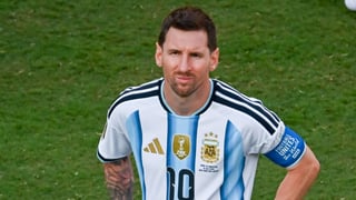 El central en paro, ex del Rayo Vallecano, que marcará a Leo Messi en su despedida de Argentina: "Hay que disfrutarlo, es el Dios del fútbol"